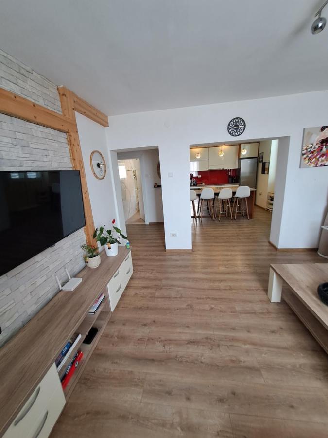 Appartement Apartman Nera à Ploce  Extérieur photo